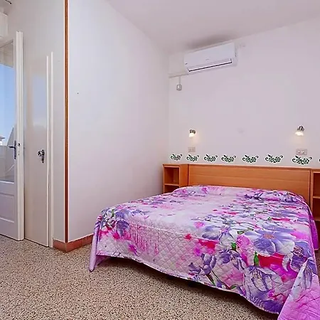 Hotel Amalfi & Dependance *