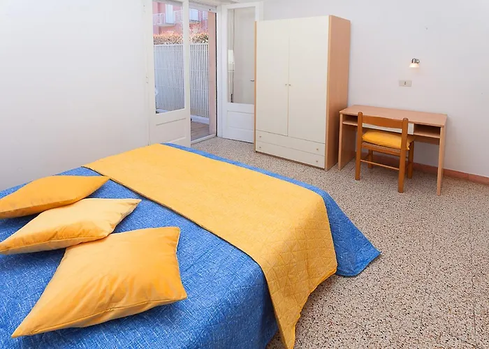 Amalfi & Dependance Отель