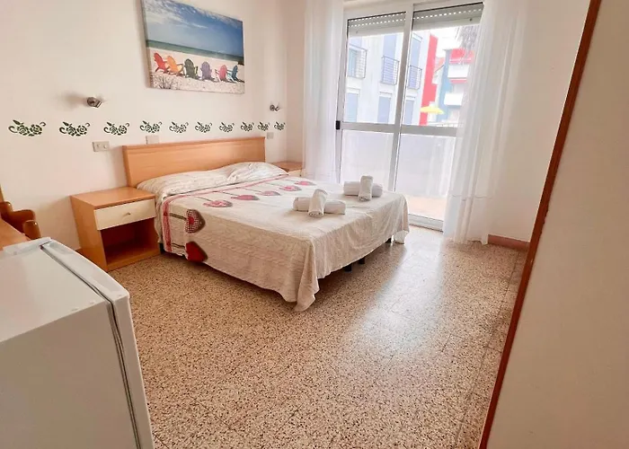 Отель Amalfi & Dependance *