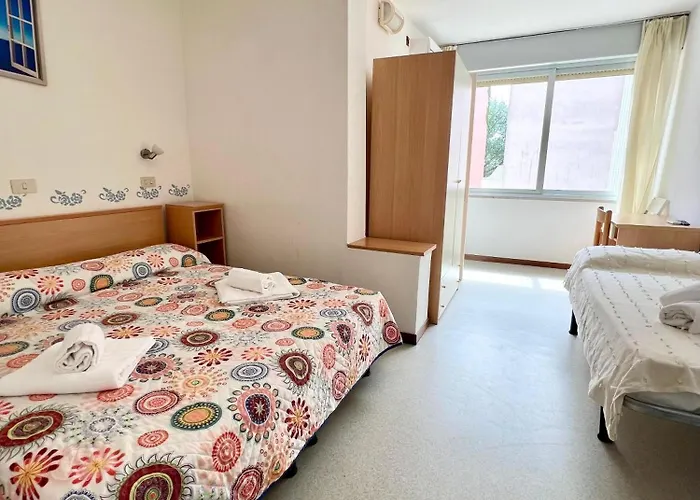 Отель Amalfi & Dependance