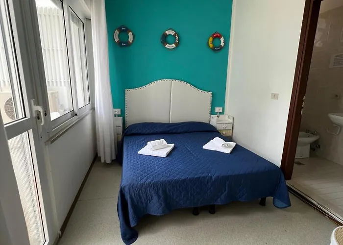 Отель Amalfi & Dependance