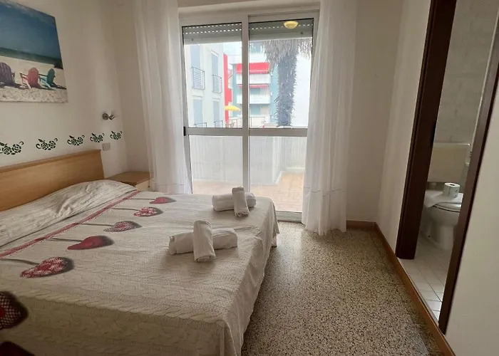 Отель Amalfi & Dependance *